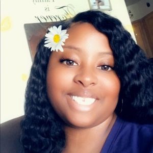 Meet your Posher, Tyona